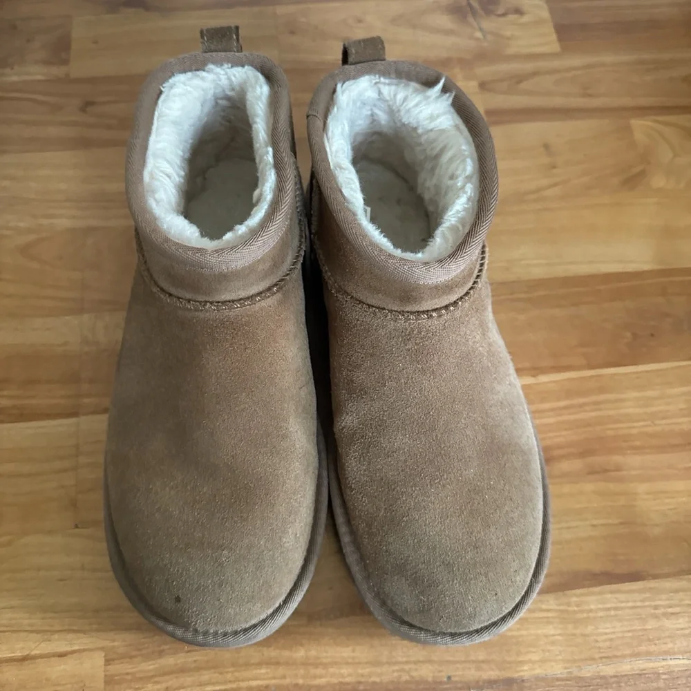 UGG Brown Suede Platform Boots - Picture 4 of 5